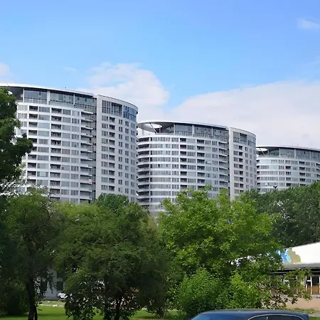 Sunny Free Parking Beauty Balcony View, 3 Towers Residence Bratislava Exterior photo