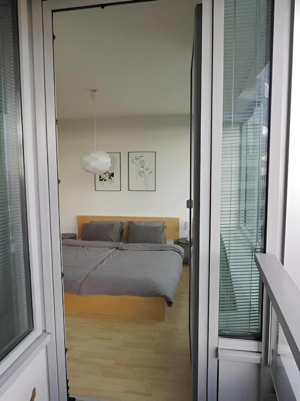 Apartment Sunny Free Parking Beauty Balcony View, 3 Towers Bratislava
